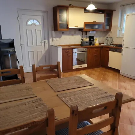 Apartman Nicole *